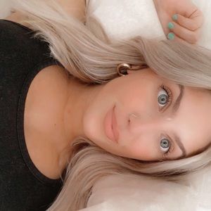 Meet your Posher, Ellie